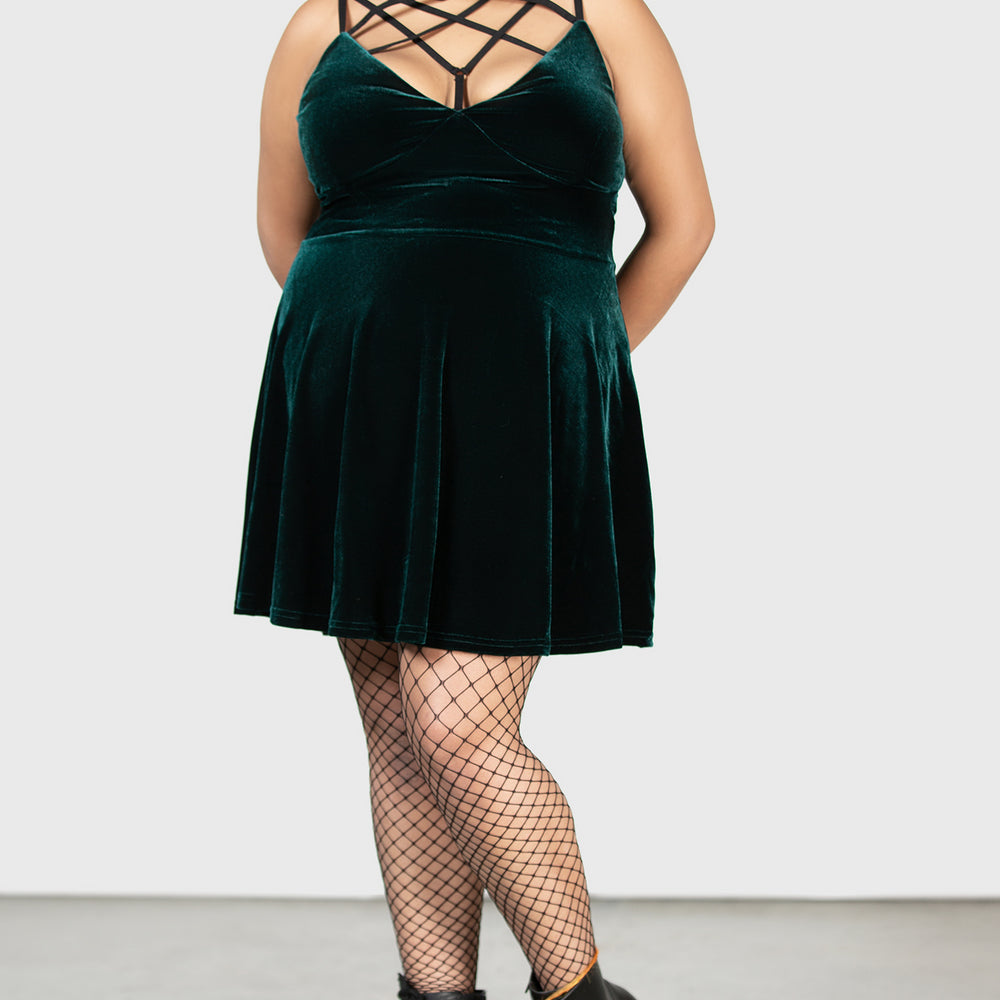 green velvet skater dress Magica [EMERALD] [PLUS] ‐ KILLSTAR Size:Custom Size / Plus Size Clothing: Mini Dresses: 'The wedding gown with slit 4Y Green 2Y Women