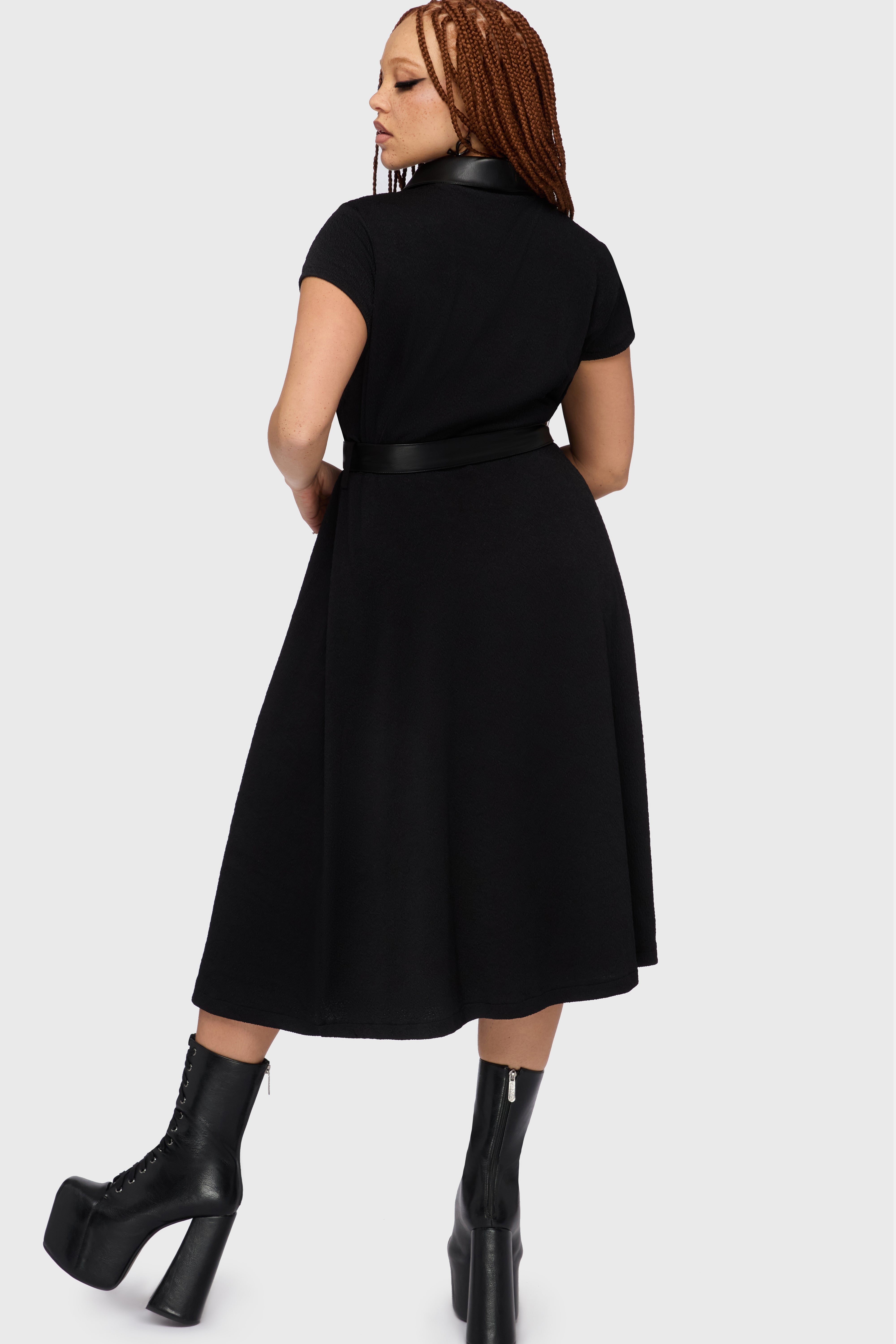 Kihilist Obsidienne Collar Dress ‐ KILLSTAR