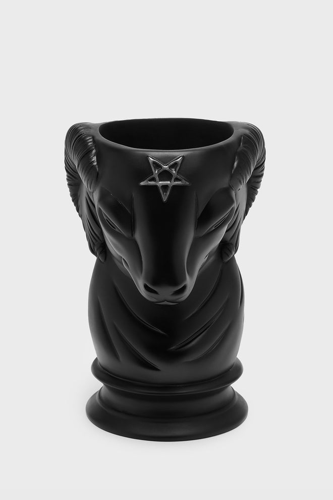 Levi Vase
