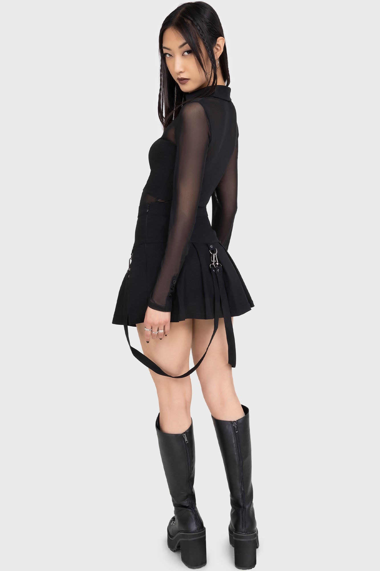Merely A Madness Mini Skirt ‐ KILLSTAR