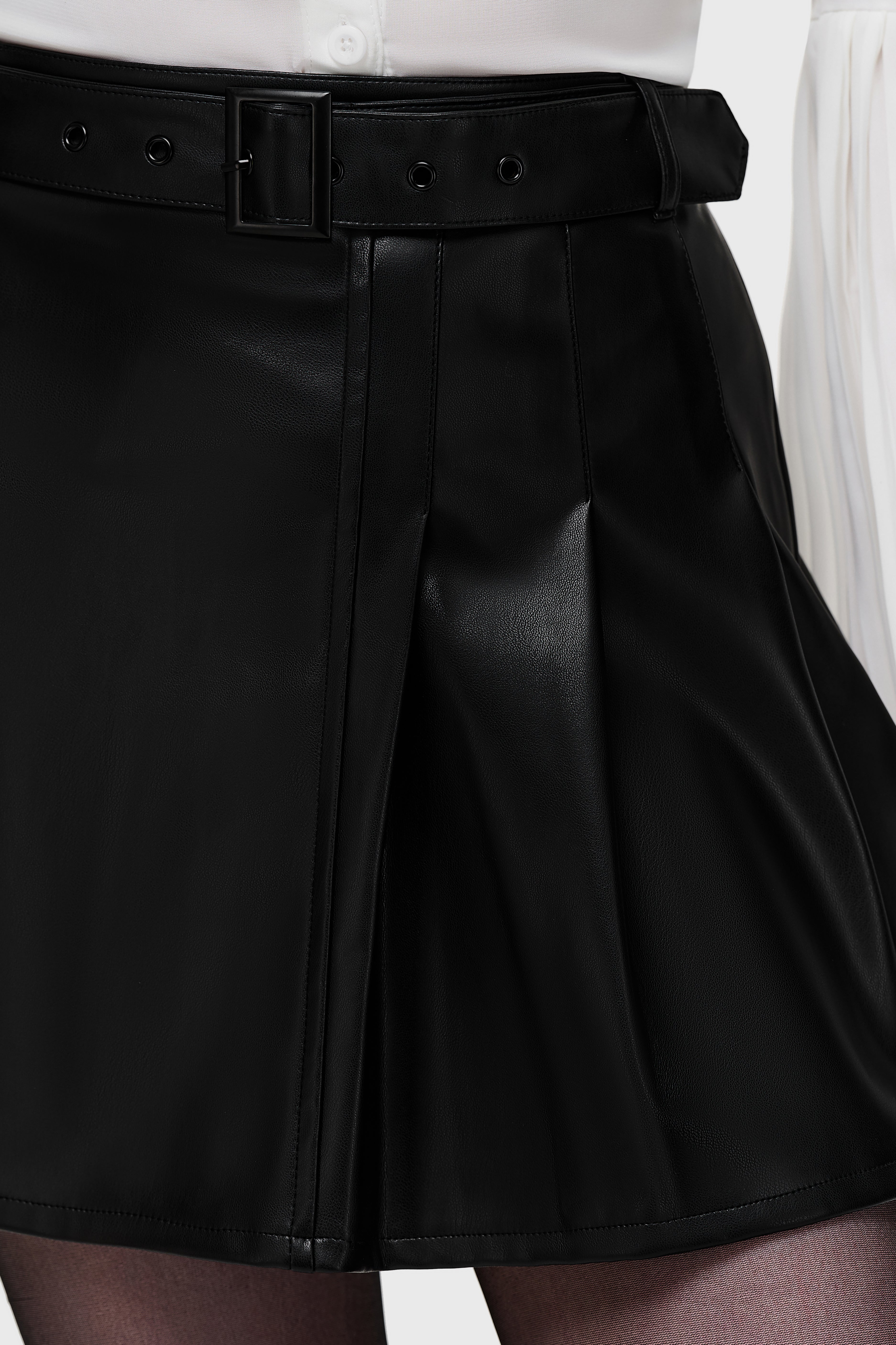 herlipto Volant Mini Skirt black Mサイズ Noir Half Pleat Mini Skirt ‐ KILLSTAR