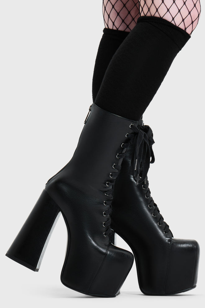 Romantic Cottage Boots