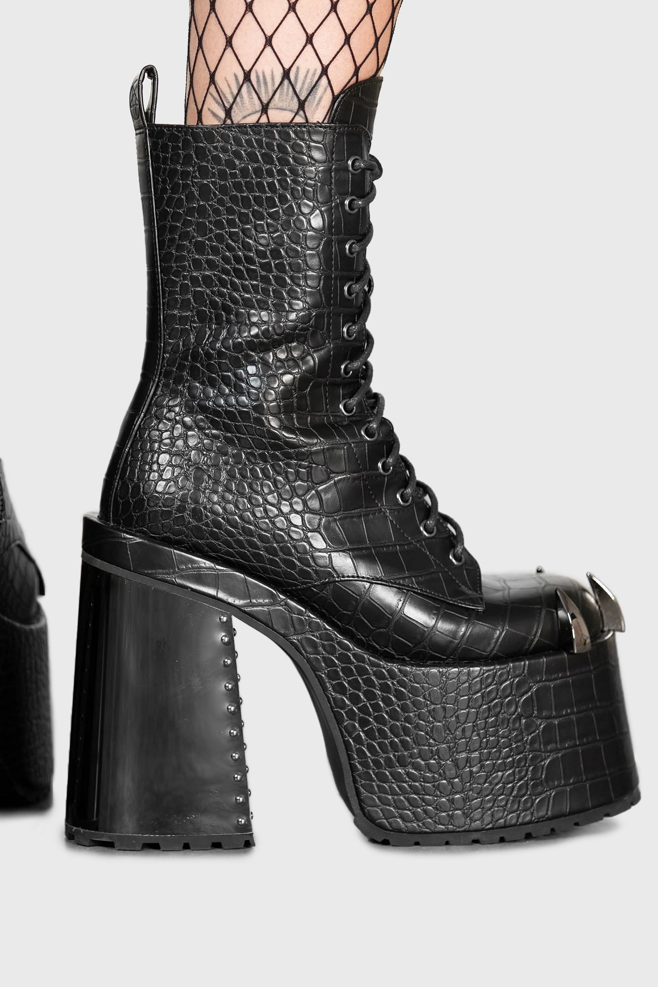 Killstar clearance platform boots