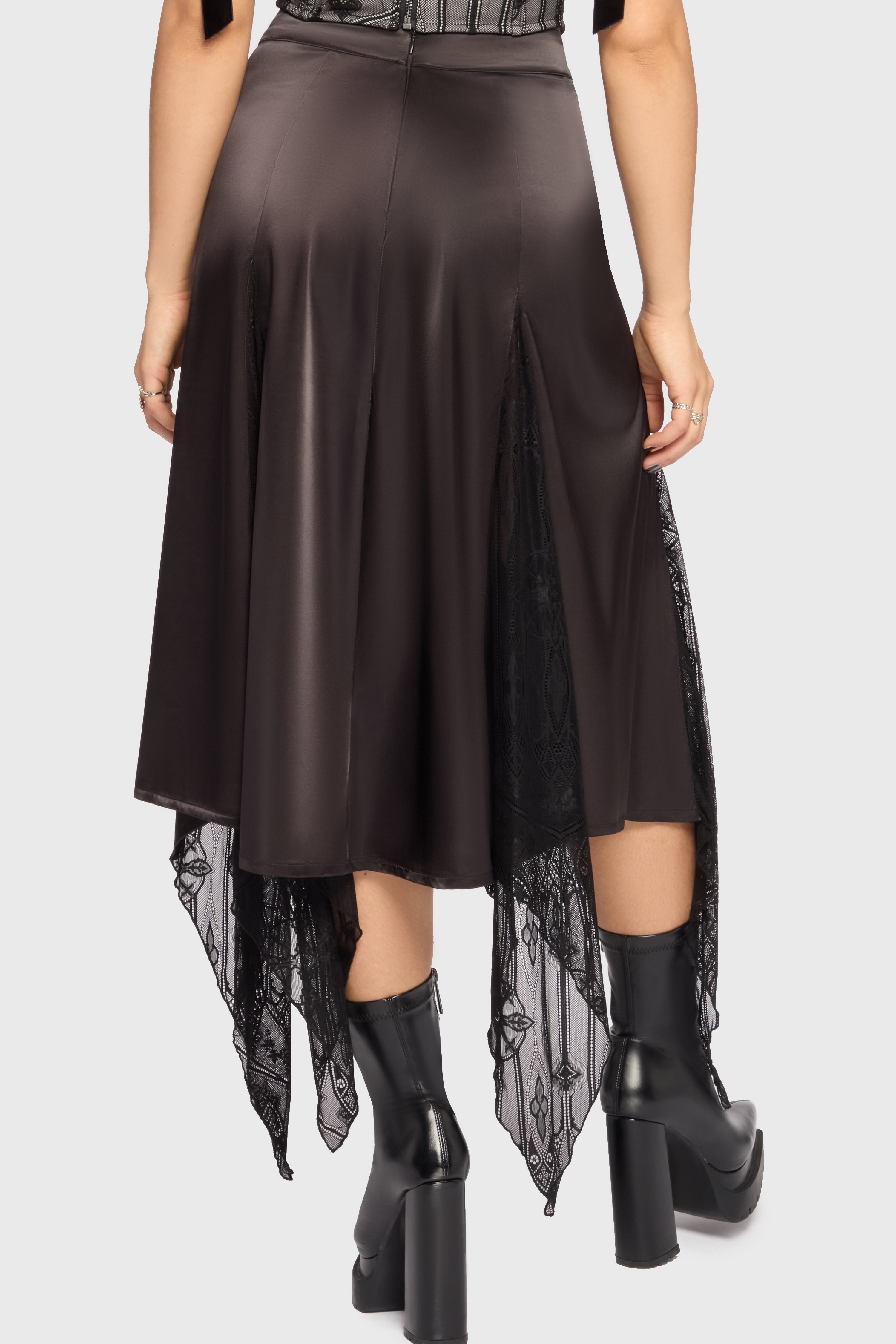 Spectral Serenity Midi Skirt ‐ KILLSTAR