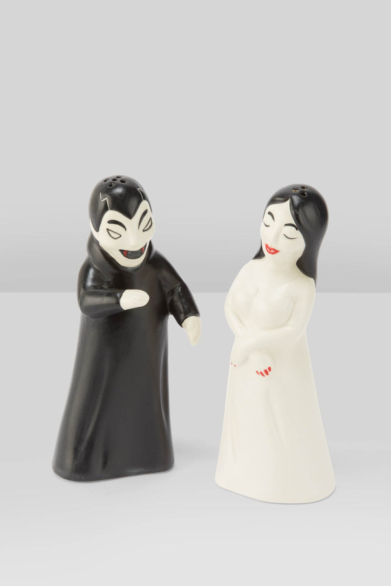 Vampyre Salt & Pepper Shaker Set | Killstar