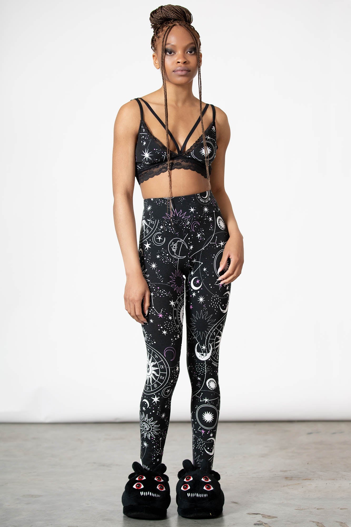 Stylish Galaxy Leggings and Backpack for Fashionable Streetwear