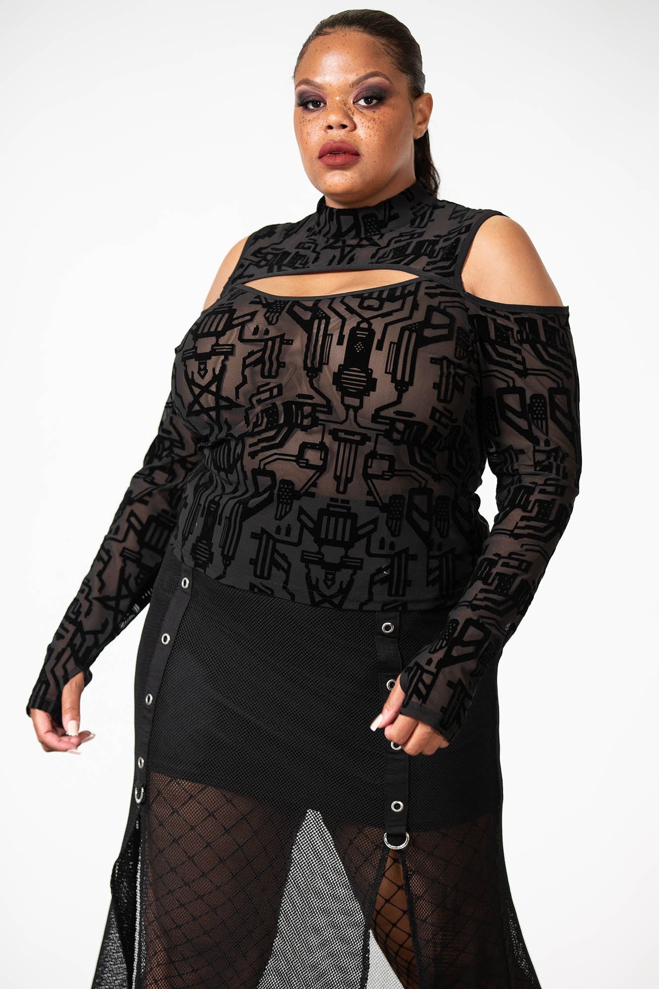 Tuned Out Mesh Cold Shoulder Top [PLUS] | Killstar