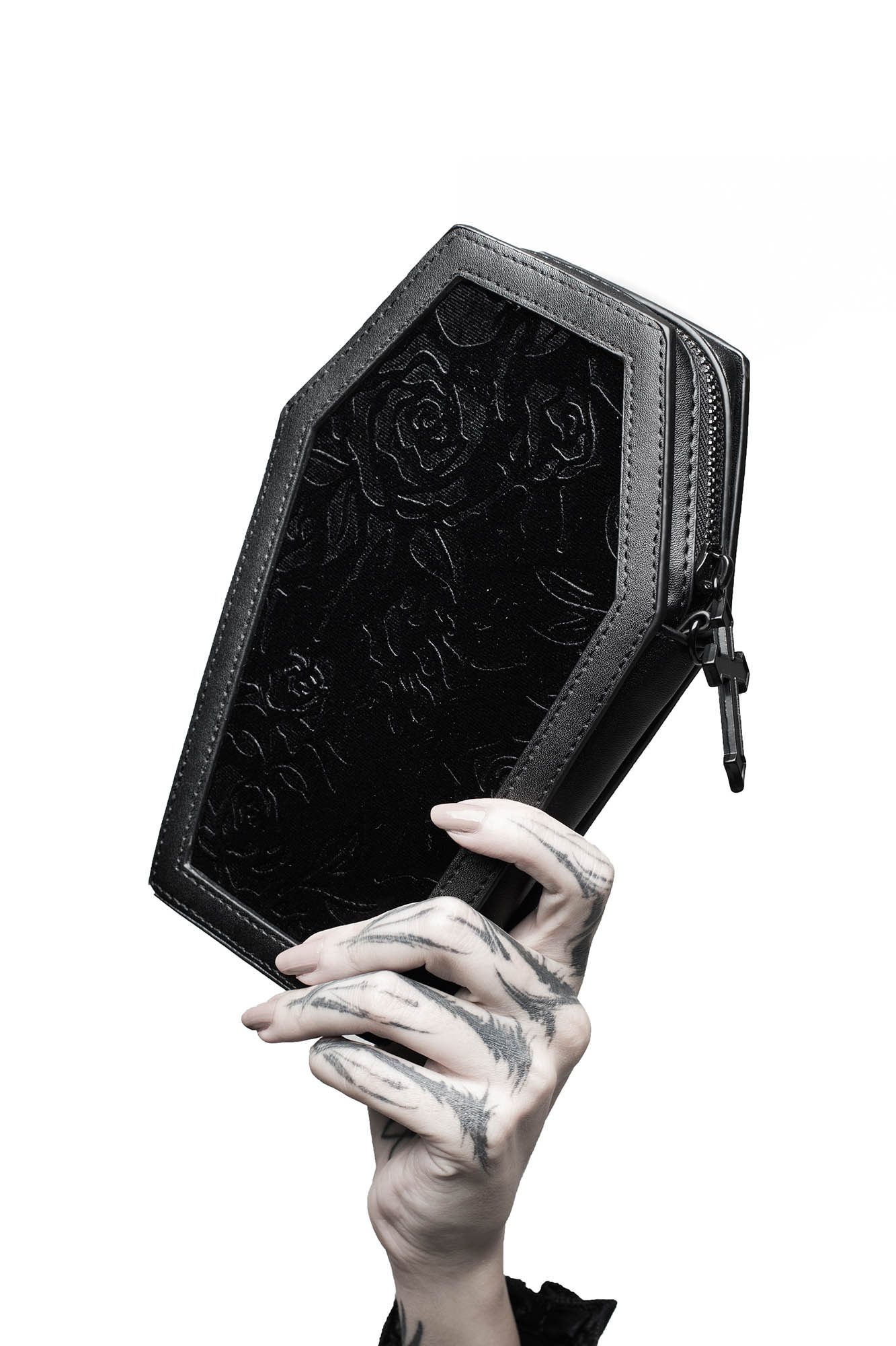 Vampire s Kiss Coffin Wallet B Killstar